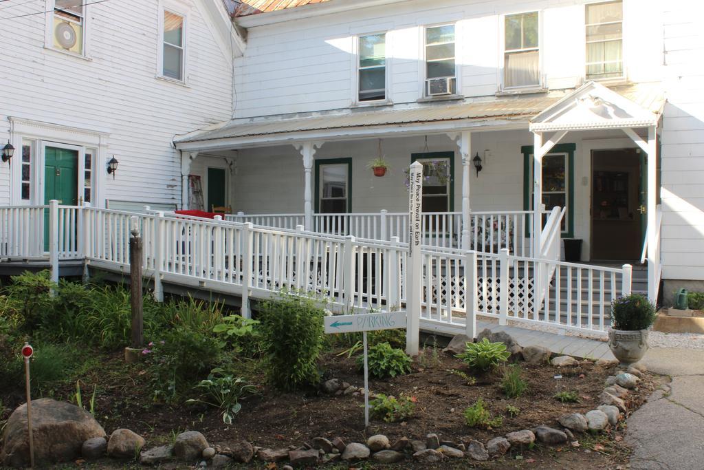 White Mountains Hostel Conway Extérieur photo